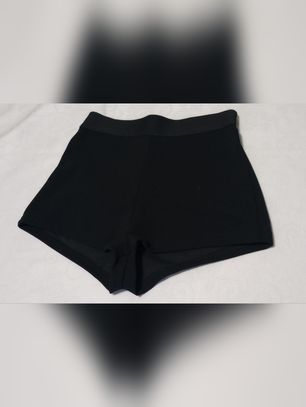 SHEIN Black High-Waist Stretchy Women’s Shorts